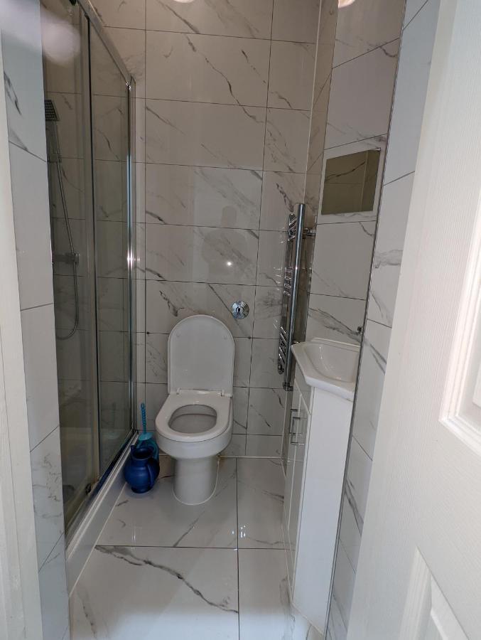 Mile End- Prime Location Hotel London Luaran gambar