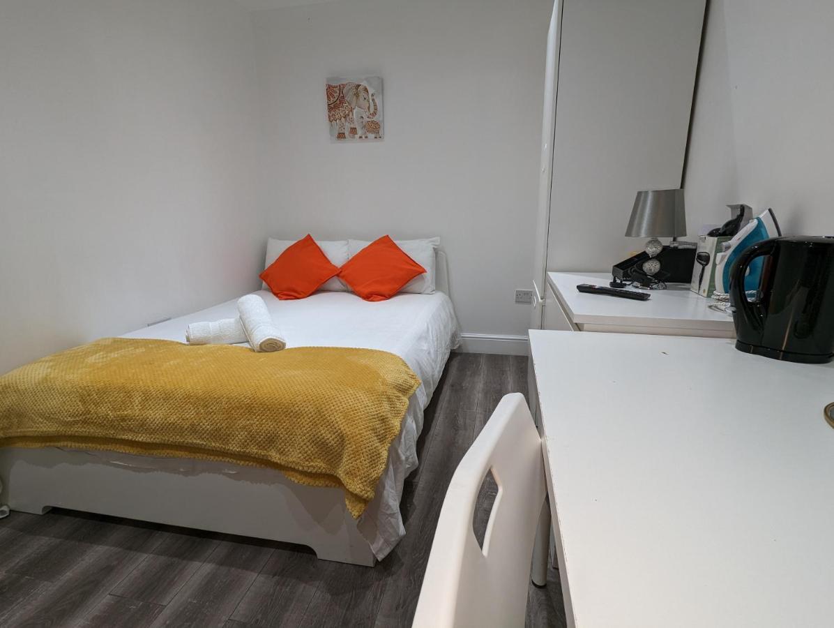 Mile End- Prime Location Hotel London Luaran gambar