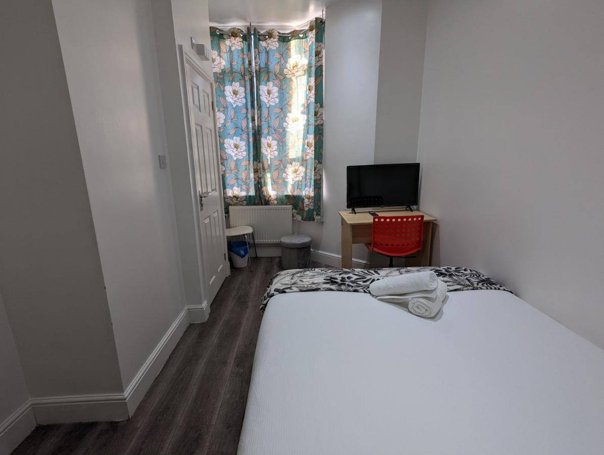 Mile End- Prime Location Hotel London Luaran gambar