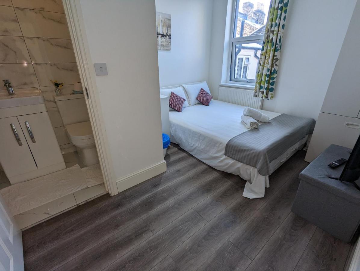 Mile End- Prime Location Hotel London Luaran gambar