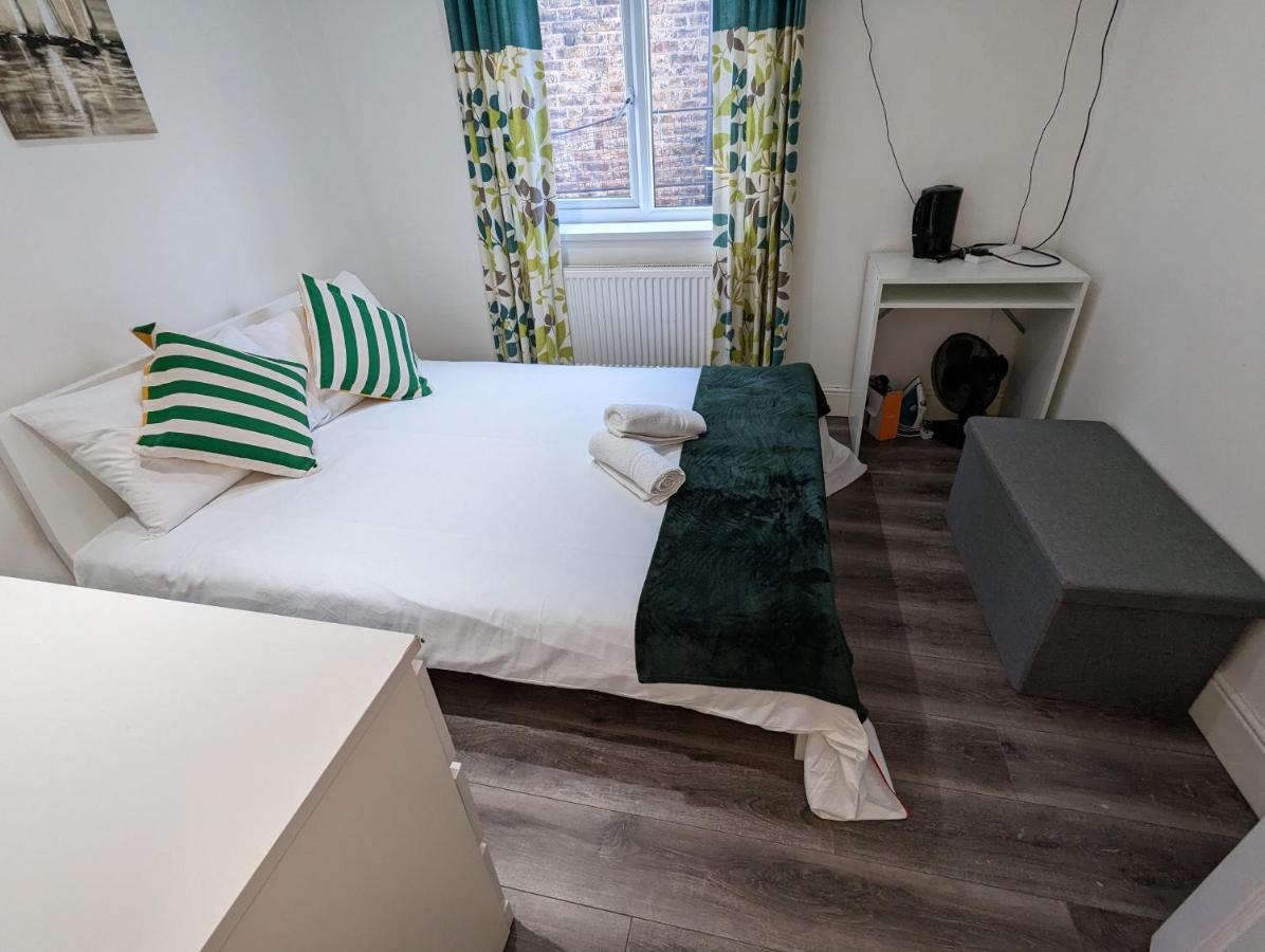 Mile End- Prime Location Hotel London Luaran gambar